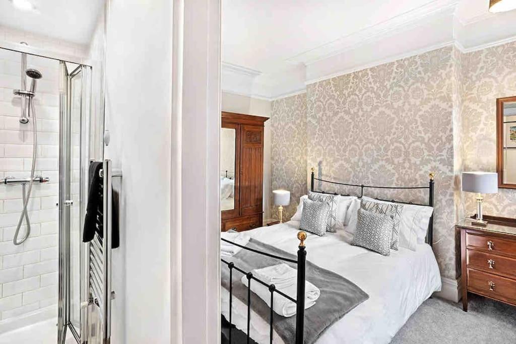 The Stanley Suite 1 Bedroom Apt Dog Friendly Patio Harrogate Exterior photo